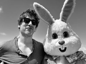 Is David Muir Gay? Debunking the Rumors - OnRumors